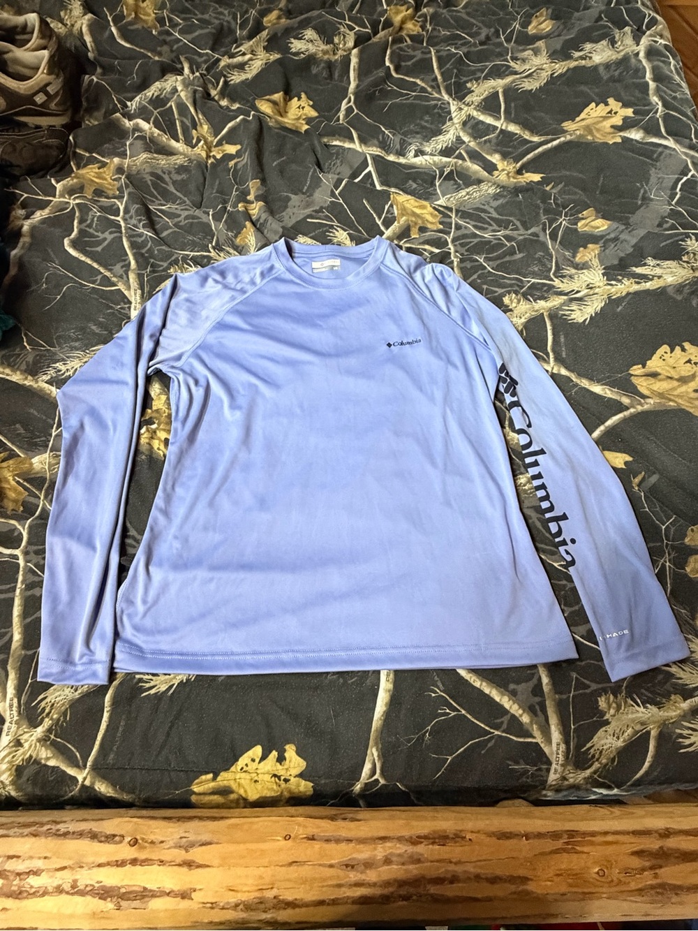 Columbia Women's Long Sleeve Rash-guard in Light Blue